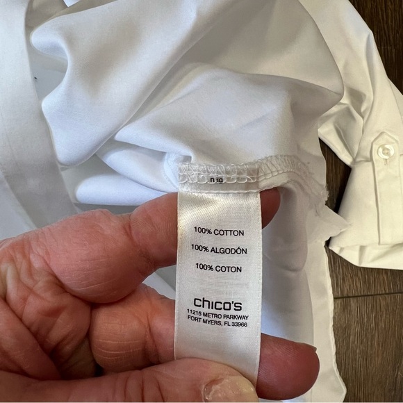 Chico’s wrinkle resistant sateen tunic button down SZ 0/4 - Picture 5 of 6